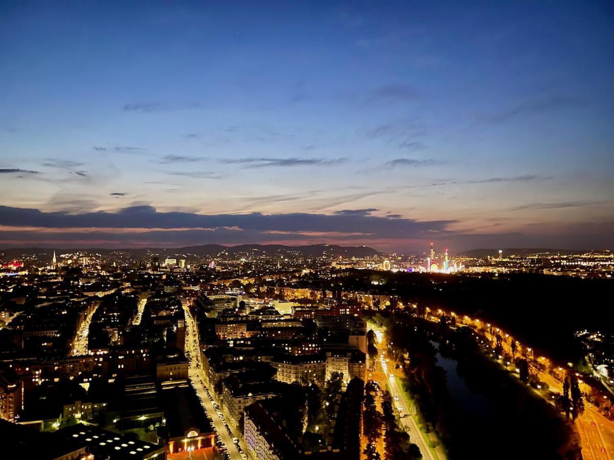 Triiiple Level 31 - Sonnenwohnen Apartment Mit Fantastischem Ausblick Und Parkplatz Viyana Dış mekan fotoğraf